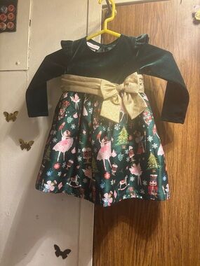 Bonnie Jean Green Velvet Nutcracker Ballerina Holiday Dress with Gold Bow